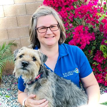 Julie Davis dog trainer puppy trainer group dog training classes