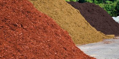 We only use premium double shredded dyed mulch. Colorloc 12 month