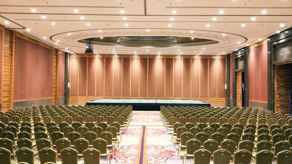 Skenoo Hall Emporium Pluit in Theater View