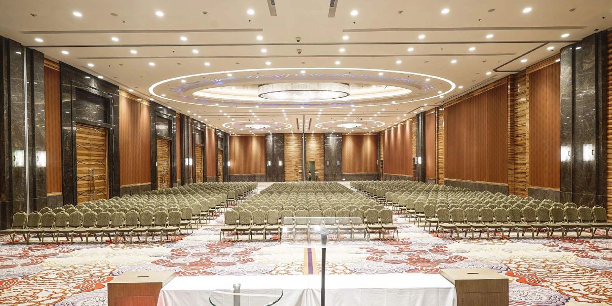 Skenoo Hall Emporium Pluit