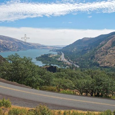 good driving road in Washington on WA-14