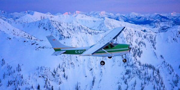 Kootenay Lake Aviation Cessna 182