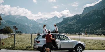 Sedan cars, sedan cabs, full size sedans, sedans with sunroof