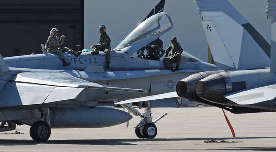 NAS Oceana Air Show F/A-18C Hornet VFC-12 FIGHTING OMARS