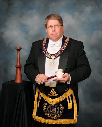 Past Grand Master of Masons in Hawaii