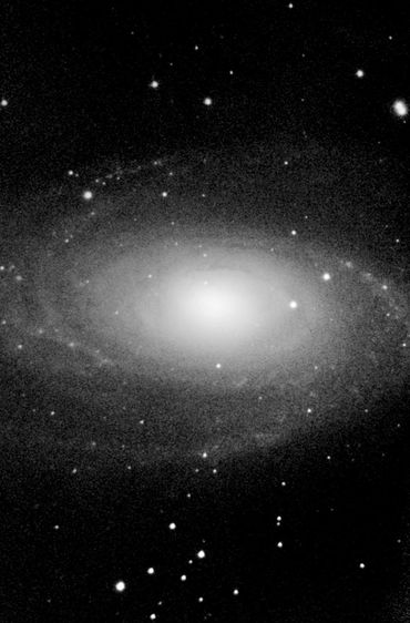 Contains a black hole 15 times the mass of the Milky Way
Resolution: 2560 x 1440