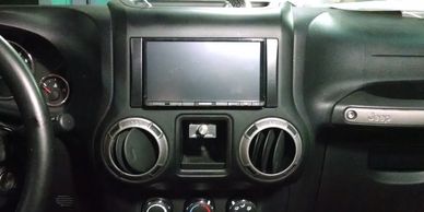 touchscreen radio in Jeep