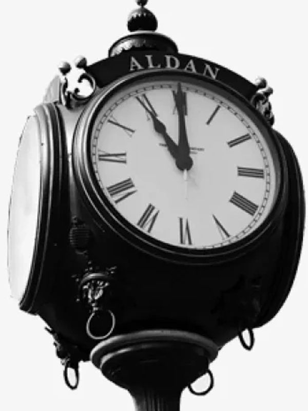 Aldan Borough clock
