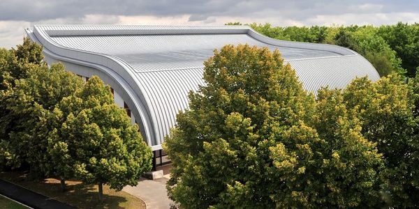 Kalzip has multiple features