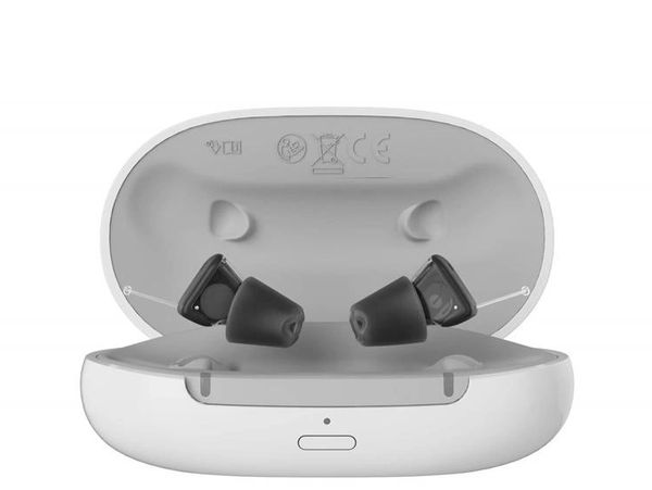 Experience enhanced hearing power discreetly
Silk Charge&Go IX’s small suitable design.