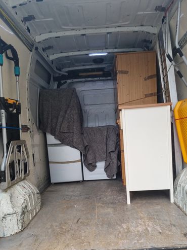 Loading up the van for a house move from South Wigston in Leicestershire to Medway in Kent.