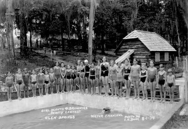 Old black and white photograph of Glen Springs Pool, where Tom Petty's swam as a child