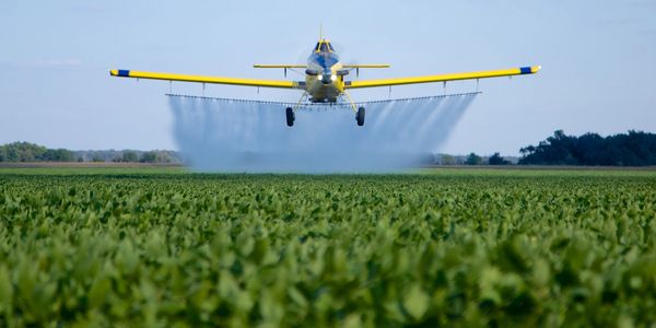 Photo of Air Tractor sprayer. 