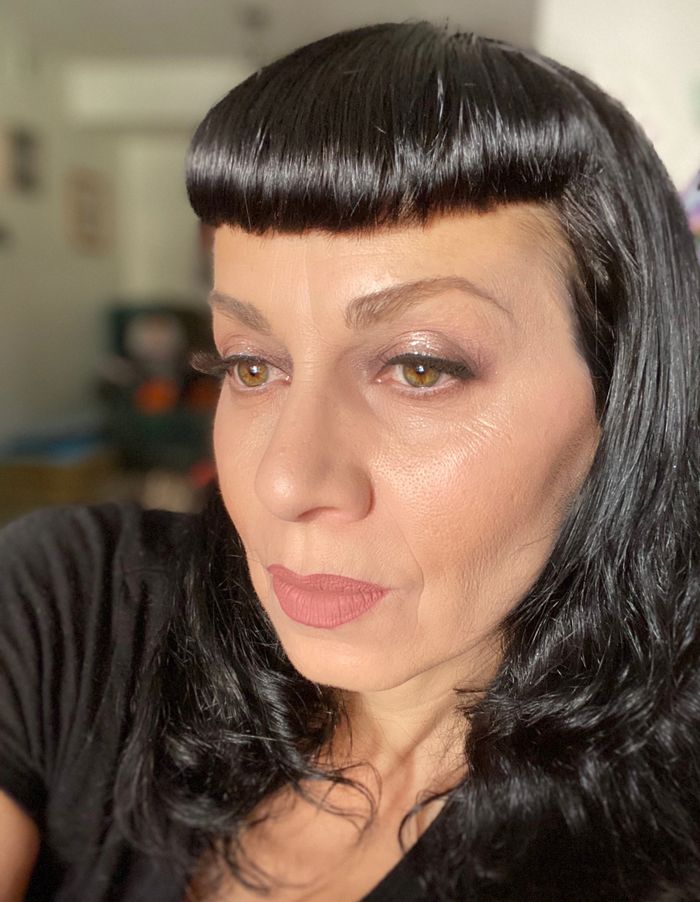 “Hi, Peeps! My name is Zina and I’m Aging Ethically!”
Reviews | Vegan Lifestyle | Animals