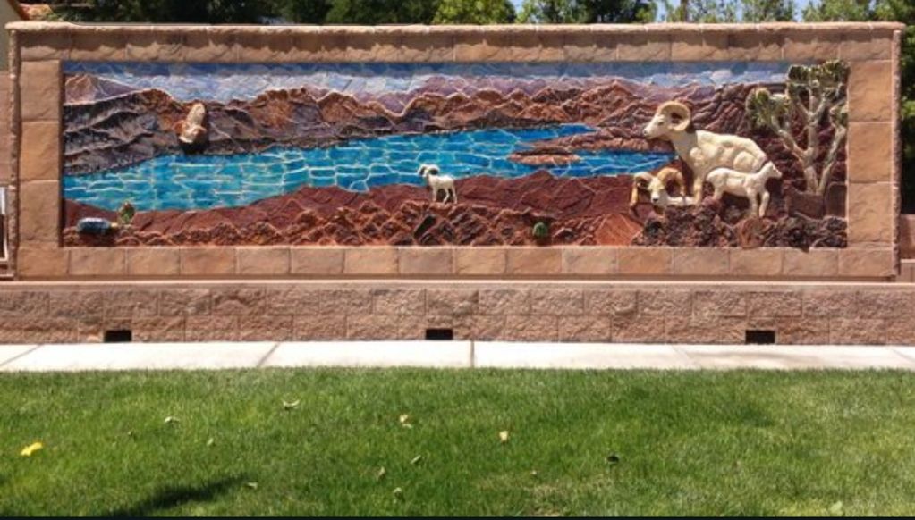 The Mural was to depict Lake mead, the surrounding rocky terrain and samples of local wild life.