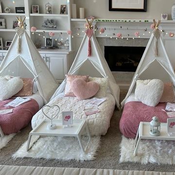 Sleepover party theme