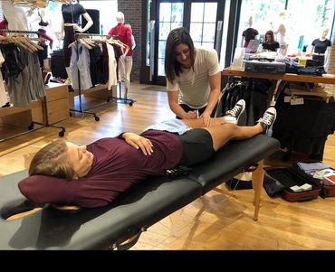 Best physical therapy, knee pain, community volunteer dry needling IT band pain