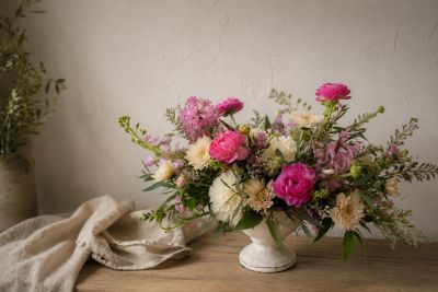 Elegant floral arrangement with pink and white flowers