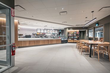 Starbucks, Restaurant Photography Winnipeg, Mike McComb, Wornstar Media www.wornstarmedia.com