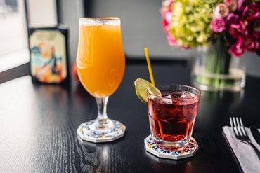 Drinks, Hotel Photography Winnipeg, Mike McComb, Wornstar Media www.wornstarmedia.com