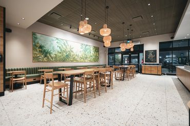 Starbucks, Restaurant Photography Winnipeg, Mike McComb, Wornstar Media www.wornstarmedia.com