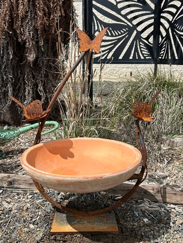 Small swirl 85 cm terracotta or glass bowl