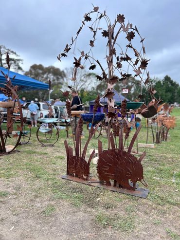 Echidna mum with baby bullrushes and leaves 1.2x1.2 mt