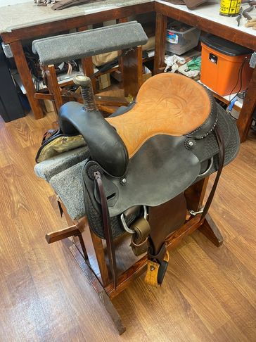 The best western saddle repair in the South Carolina