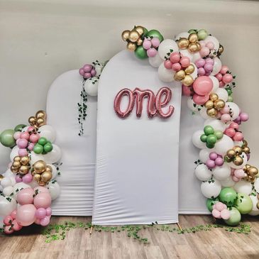 Balloon rainbow, columns, bouquets, centerpieces. Custom balloon designs for your next celebration.