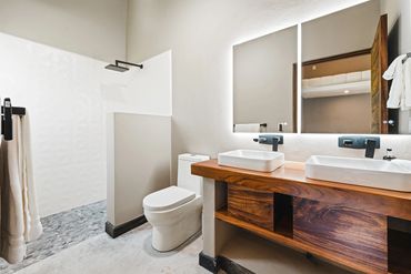 Bathroom #5 (Bunk Room)