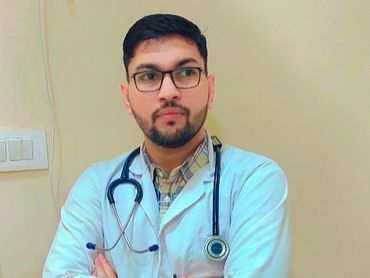 Dr. JITENDER YADAV