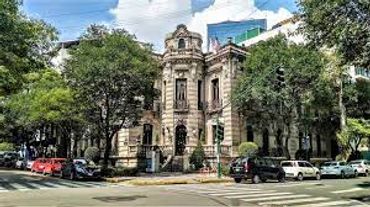 Art Deco corner in La Condesa Roma Mexico City cool neighborhoods
