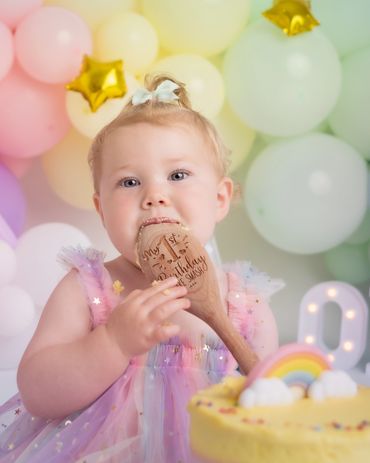 first birthday cake smash shoot