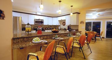 Assisted Living / Senior Living in Orange City, Deland, Deltona, DeBary, Stanford & Volusia County