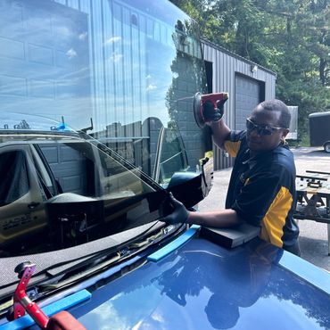 Regal Glass Services using quickset system to install windshield