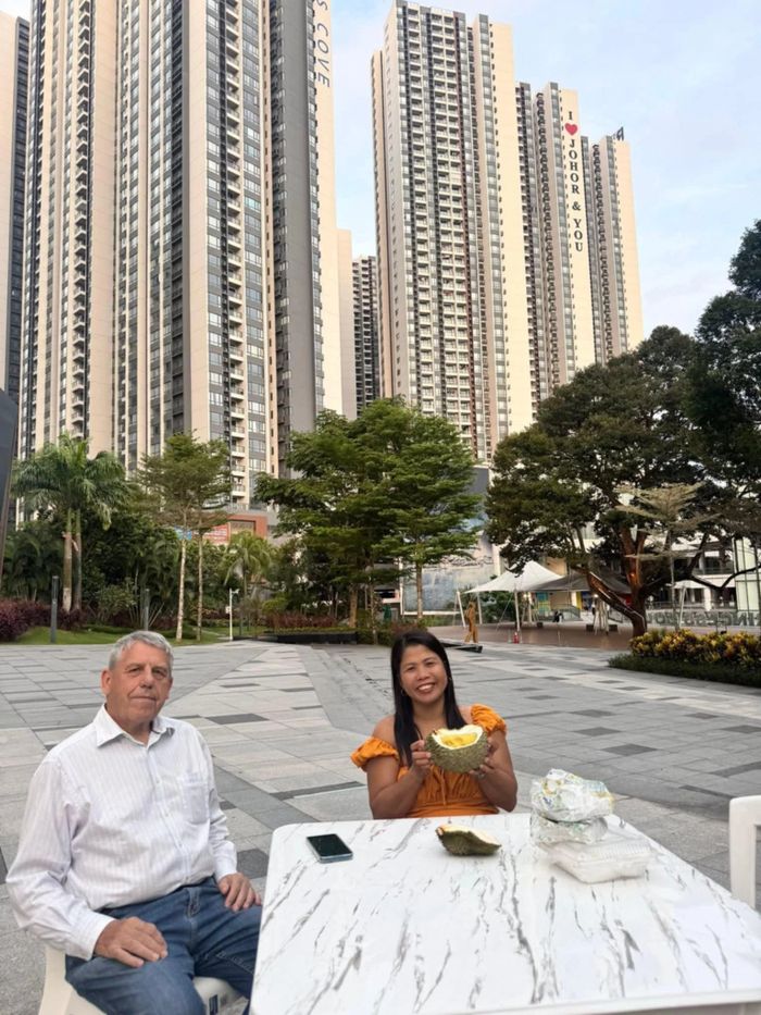 David & Lilia Gladwin at Princess Cove JB