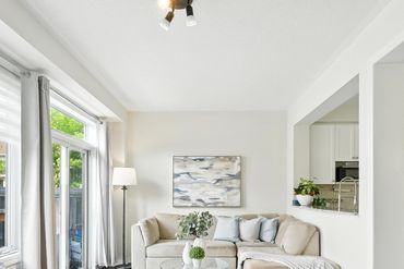 Professional real estate photography in Oakville – high-quality home listing photos to attract more