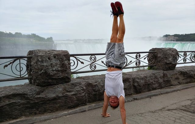 Adult Gymnaics Fitness class with Olympic gymnast - coach Deyan Yordanov Gymnastics Palace
Handstand
