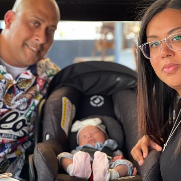 Look! It’s me with my Mommy & Daddy