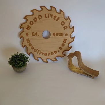 wood lives on logo