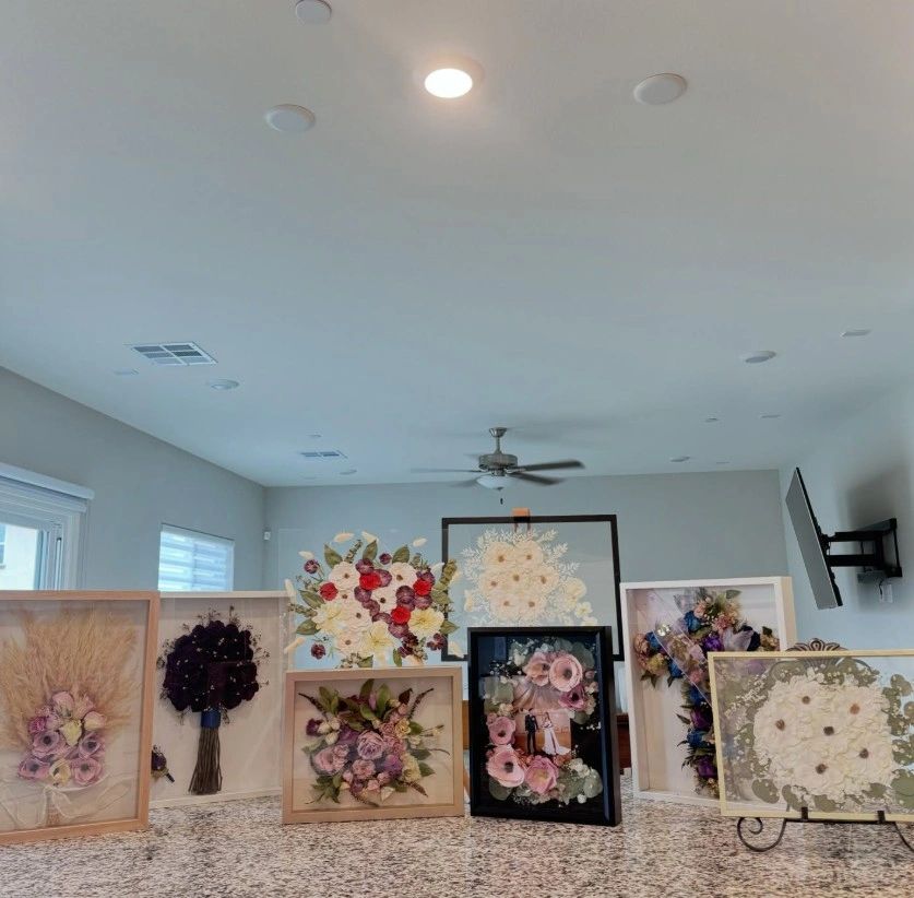 Pressed and Framed Flowers Pressed and Framed Flowers