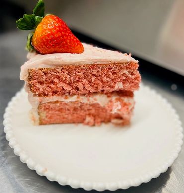 Fresh Strawberry Cake