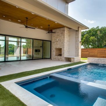 Jones Residence pool courtyard