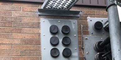 cable boot, boot entry panel, RF Cable, coax transition, ground bar, ice bridge