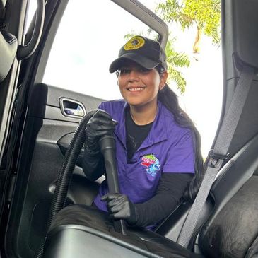 Happy employees at Mr Splash USA Car Wash