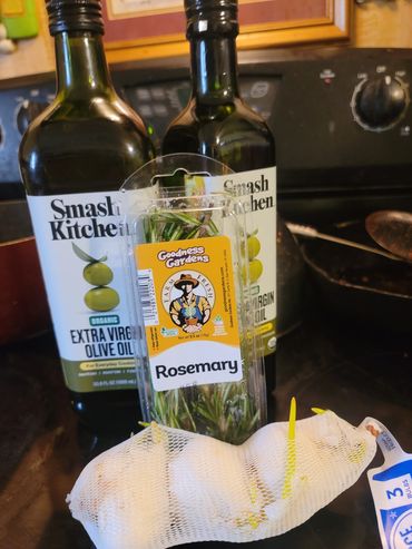 Signature: RoseMary Garlic Olive Oil