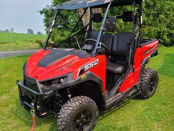 500cc Linhi side by side. 4x4, Dump box, and more.