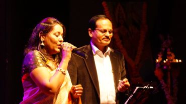 Yashashree bhave live stage show