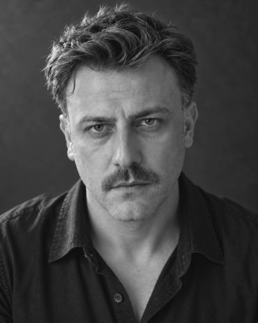 Emre Tetikel – Actor Headshot