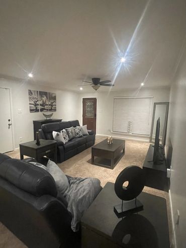 1st Level Common Area